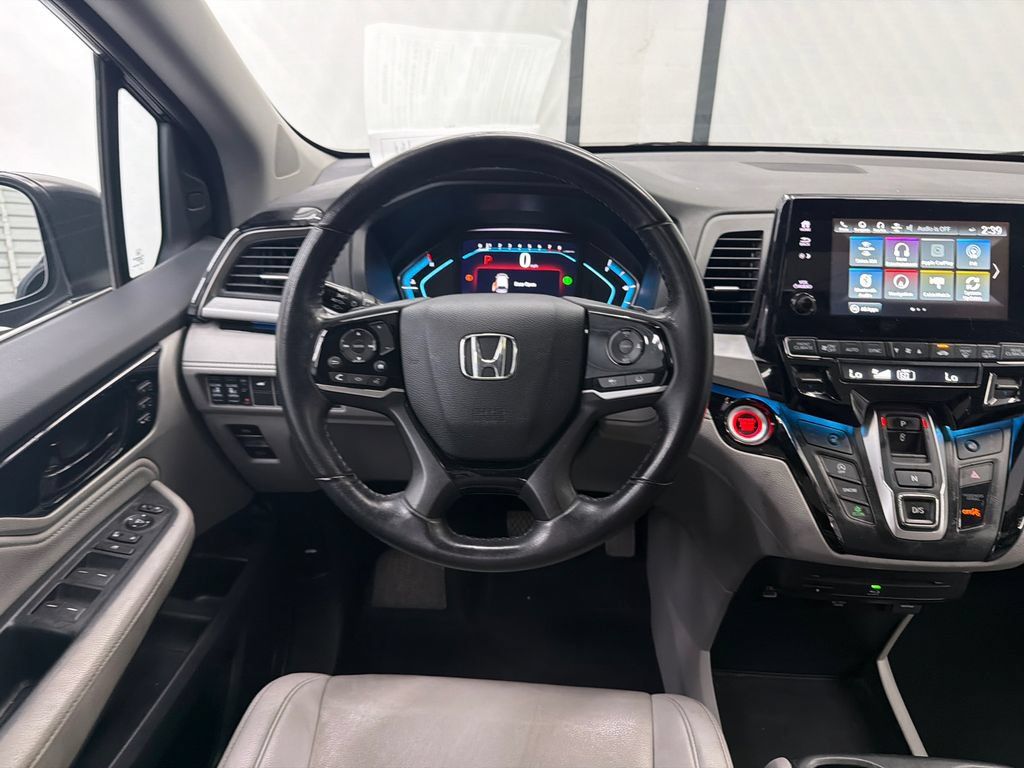 Used 2023 Honda Odyssey Touring image 27