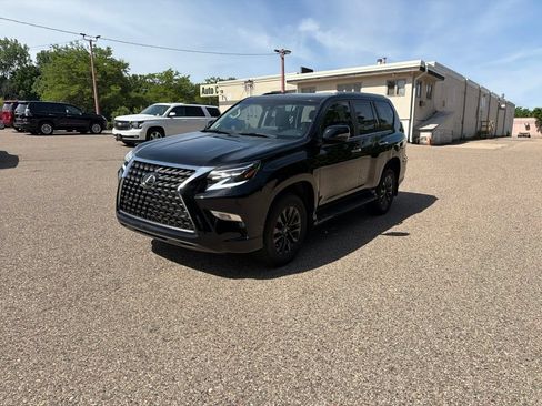 Used 2022 Lexus GX 460 Premium w/ Premium Package AWD/4WD image 7