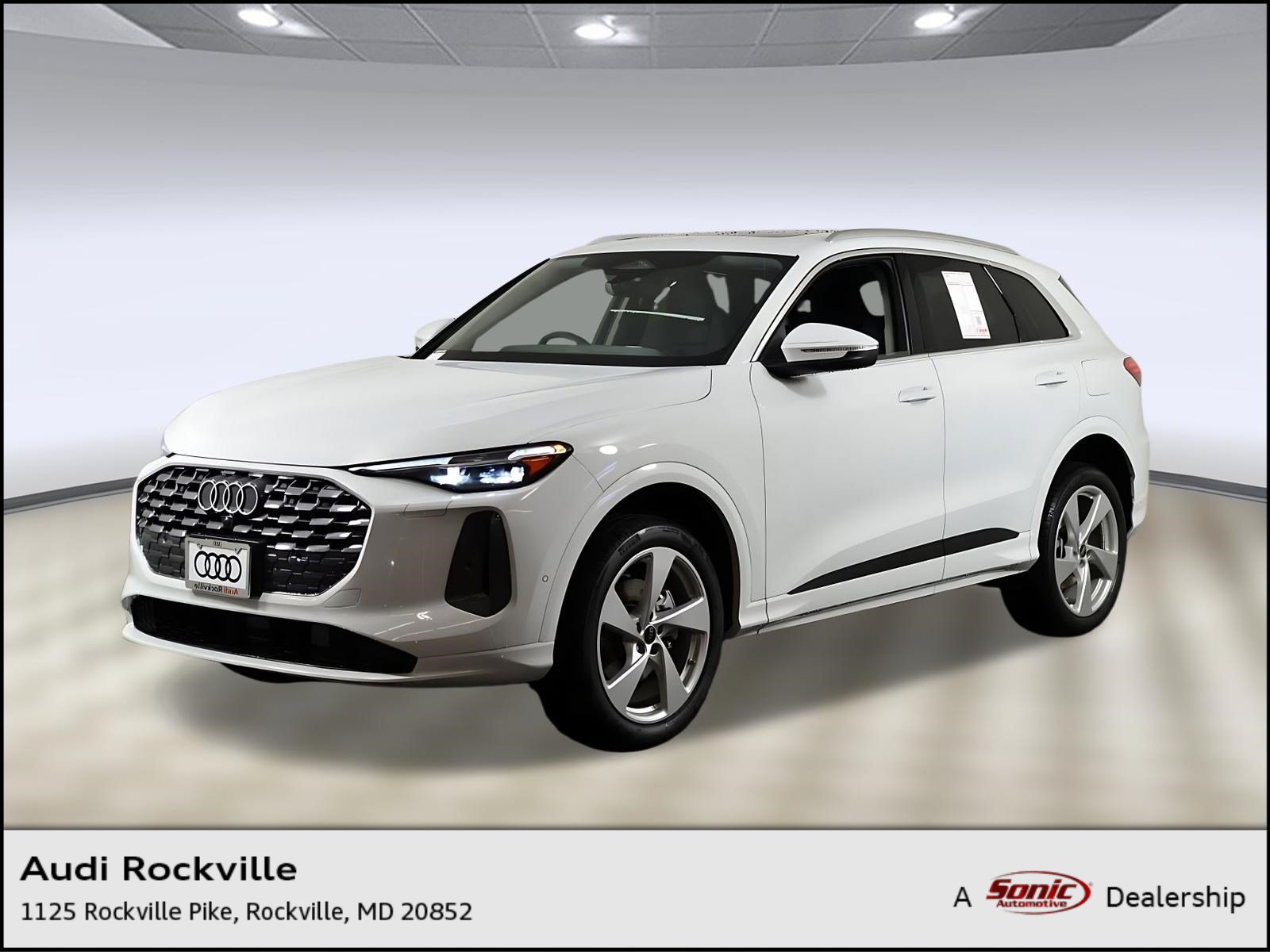 New 2025 Audi Q5 Premium Plus AWD/4WD image 1