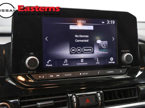 Used 2023 Nissan Pathfinder SV AWD/4WD image 18