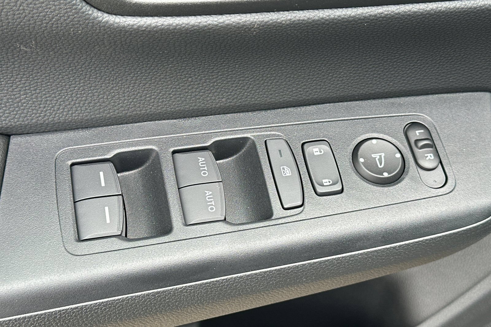 Certified 2026 Honda CR-V EX image 11