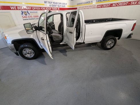 Used 2019 GMC Sierra 2500 4x4 Double Cab w/ Sierra Convenience Package image 12