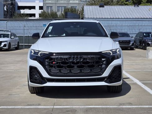 New 2026 Audi SQ8 Prestige image 4