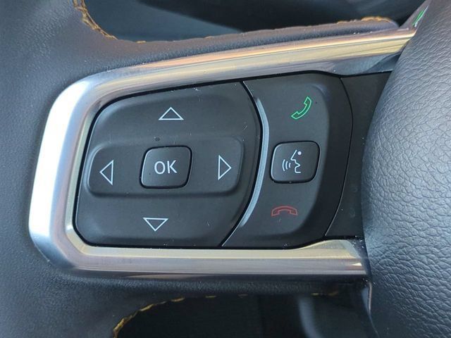 Used 2024 Jeep Wrangler Unlimited Sahara w/ Technology Group AWD/4WD image 25