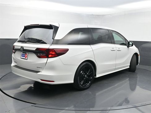 Used 2023 Honda Odyssey Sport image 26