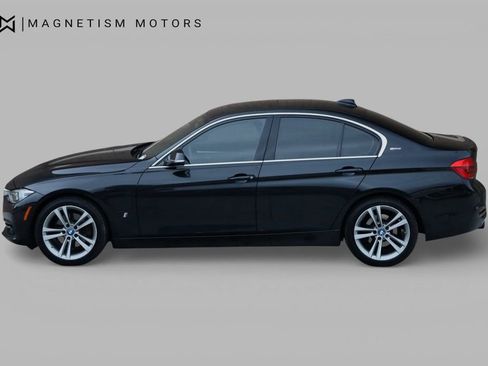 Used 2018 BMW 330e image 2