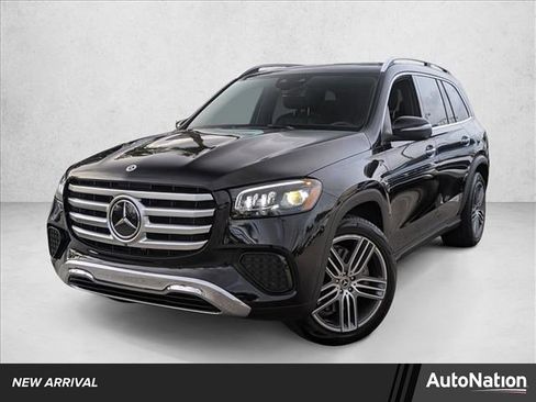 Used 2025 Mercedes-Benz GLS 450 4MATIC image 1