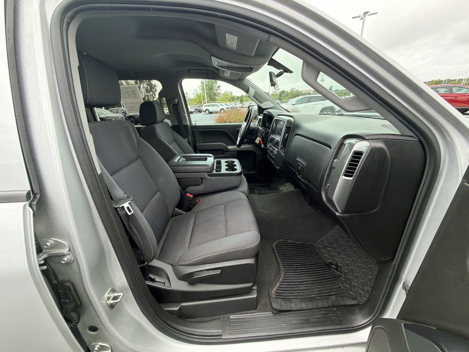 Used 2018 Chevrolet Silverado 1500 LT w/ All Star Edition AWD/4WD image 25