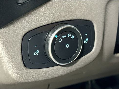 Used 2021 Ford Transit Connect XL image 12