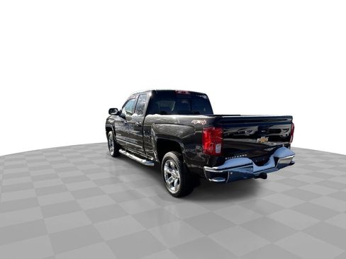 Used 2018 Chevrolet Silverado 1500 LTZ w/ Sport Package image 6