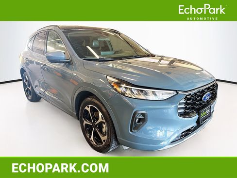 Used 2023 Ford Escape ST-Line Select w/ Tech Pack #2 AWD/4WD image 1