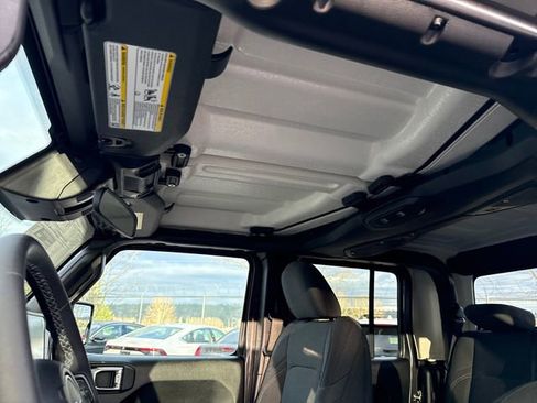 New 2026 Jeep Gladiator Sport image 27