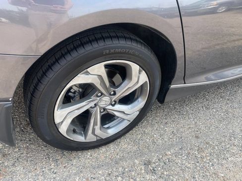 Used 2018 Honda Accord EX-L image 16
