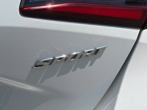 Used 2022 Honda Civic Sport image 30