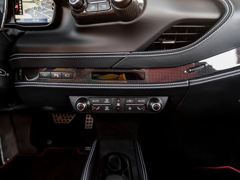 Used 2022 Ferrari F8 Tributo RWD image 29