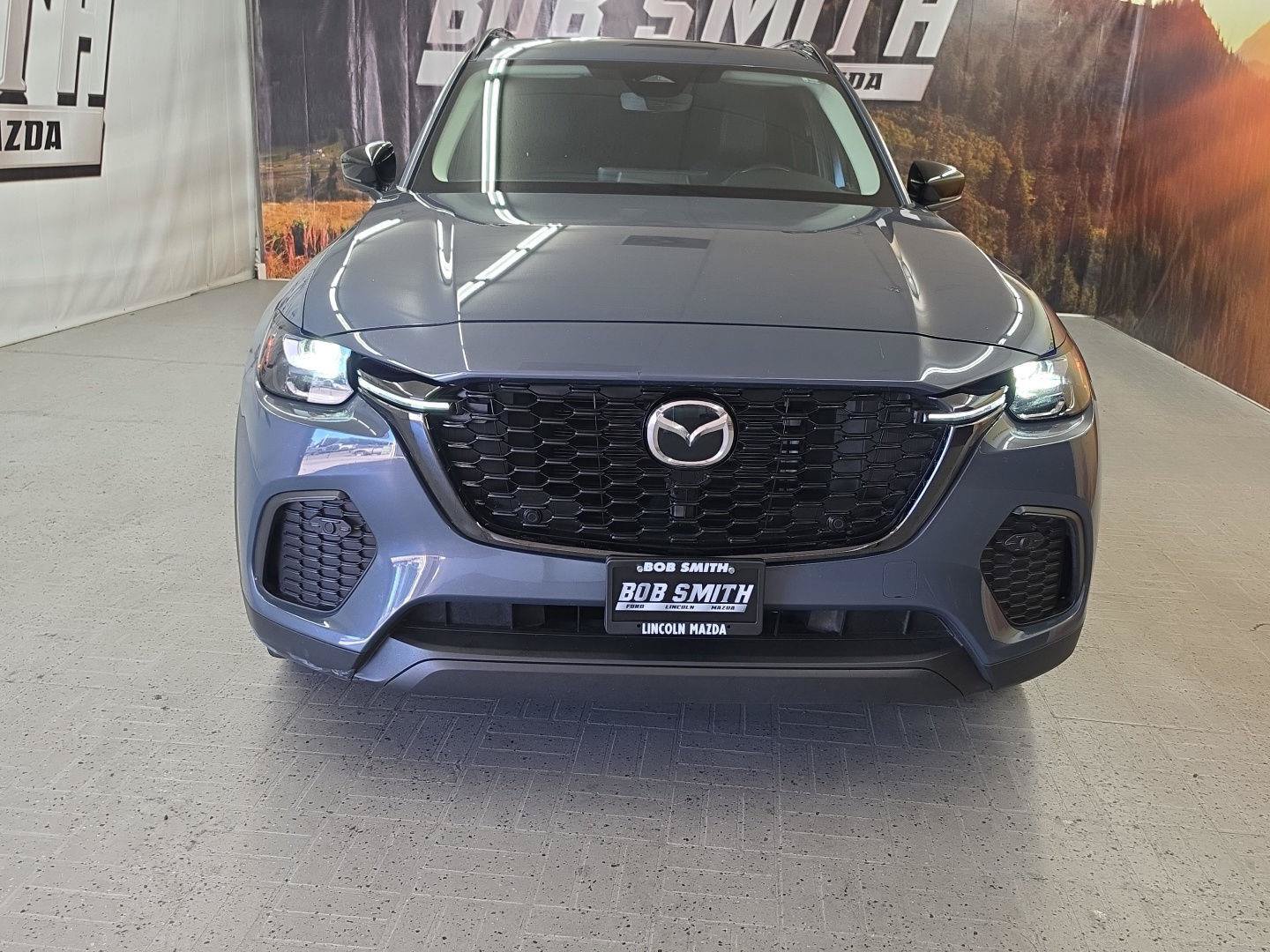 Used 2025 MAZDA CX-70 3.3 Turbo w/ Preferred Package AWD/4WD image 18
