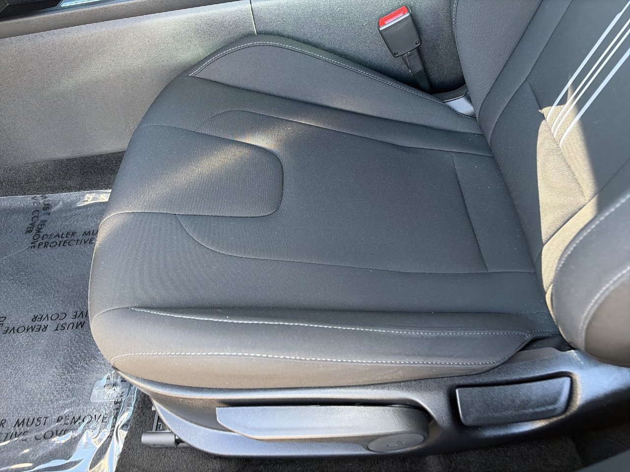 Certified 2024 Hyundai Elantra SEL FWD image 19