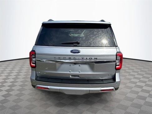 Used 2022 Ford Expedition Max Limited image 7