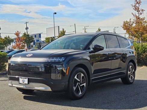 New 2026 Hyundai Ioniq 9 S image 3