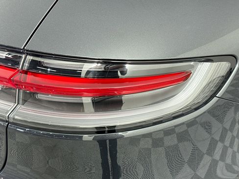 Used 2023 Porsche Macan w/ Premium Package Plus image 53