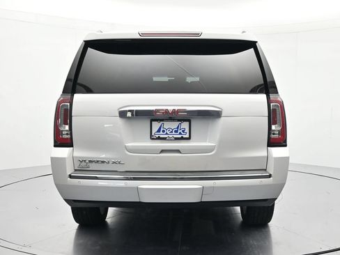 Used 2019 GMC Yukon XL Denali w/ Denali Ultimate Package AWD/4WD image 6
