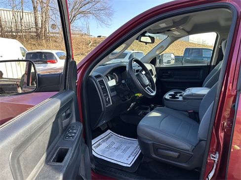 Used 2013 RAM 2500 Tradesman w/ Chrome Appearance Group image 28