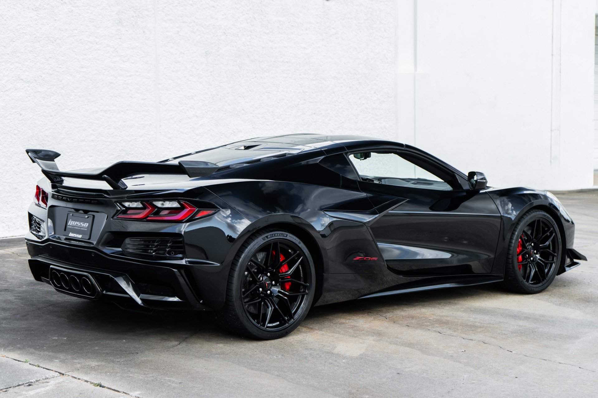 Used 2026 Chevrolet Corvette Z06 w/ Z07 Performance Package RWD image 9