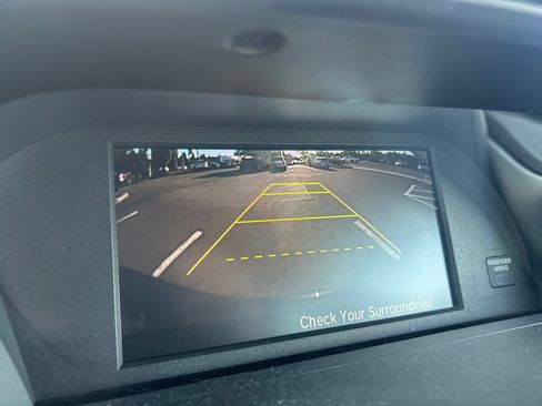 Used 2017 Honda Accord Touring image 7