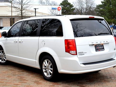 Used 2019 Dodge Grand Caravan SXT image 7