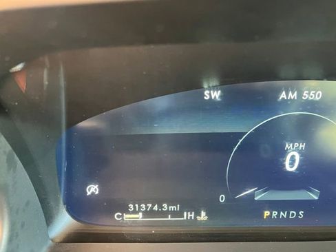 Used 2023 Lincoln Nautilus Reserve w/ Equipment Group 201A image 8