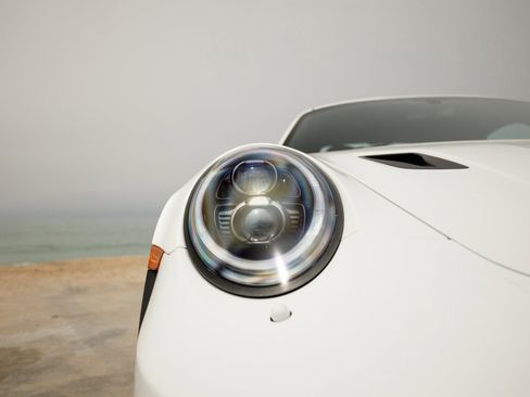 Used 2019 Porsche 911 GT3 RS image 10