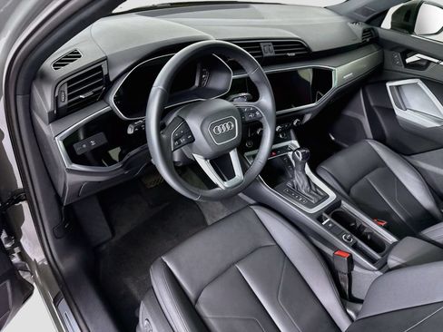 Certified 2023 Audi Q3 2.0T Premium w/ Convenience Package AWD/4WD image 9
