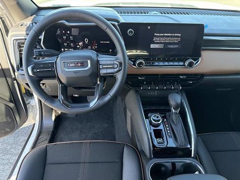 Used 2026 GMC Canyon AT4 image 19