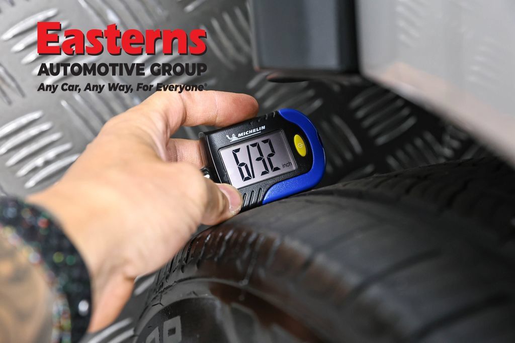 Used 2021 Ford Transit Connect XLT FWD image 24