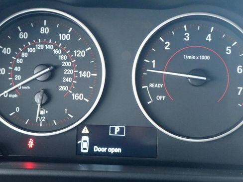 Used 2014 BMW M235i Coupe RWD image 17