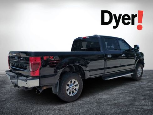 Used 2022 Ford F250 XLT w/ XLT Premium Package AWD/4WD image 3