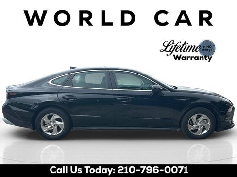 Used 2025 Hyundai Sonata SE FWD image 2
