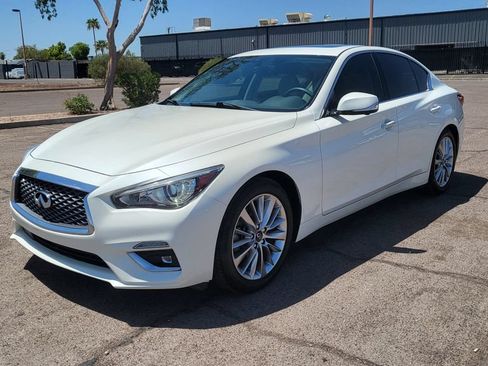 Used 2021 INFINITI Q50 Luxe w/ Seat & Sound Package RWD image 4