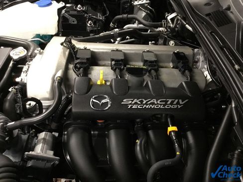 Used 2018 MAZDA MX-5 Miata RF Grand Touring image 41