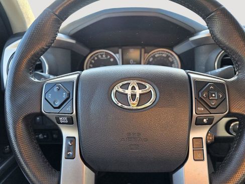 Used 2020 Toyota Tacoma SR5 image 15
