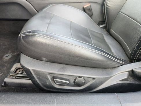 Used 2020 Ford Mustang Premium image 23