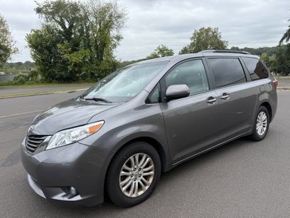Used 2015 Toyota Sienna XLE Premium