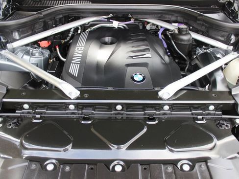 Used 2025 BMW X5 xDrive40i image 36
