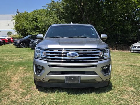 Used 2021 Ford Expedition Max XLT RWD image 2