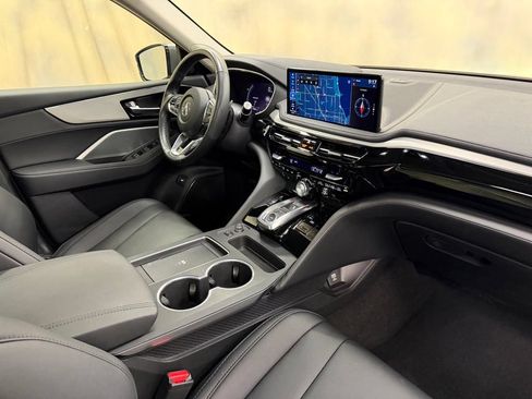 Certified 2025 Acura MDX SH-AWD image 25