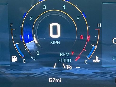 New 2027 Chevrolet Equinox LT w/ Convenience Package II FWD image 2