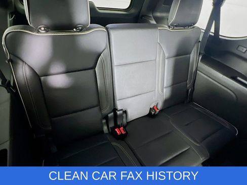 Certified 2024 Chevrolet Suburban Premier w/ Premium Package image 29