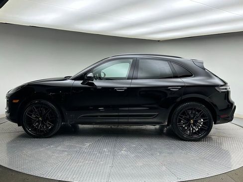 Used 2024 Porsche Macan GTS image 2