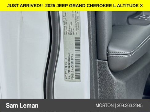 New 2025 Jeep Grand Cherokee L Altitude image 33