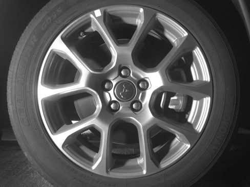 Used 2025 Jeep Compass Limited image 13